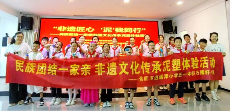 ���b��С�W��һ����_չ����F�Yһ���H���z�Ļ����������w���