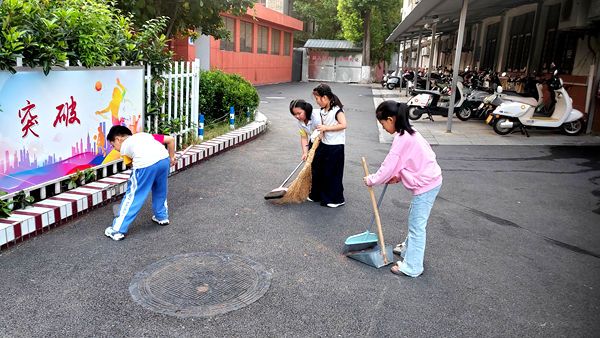 ����С�W����ˬУ�@�c���p����