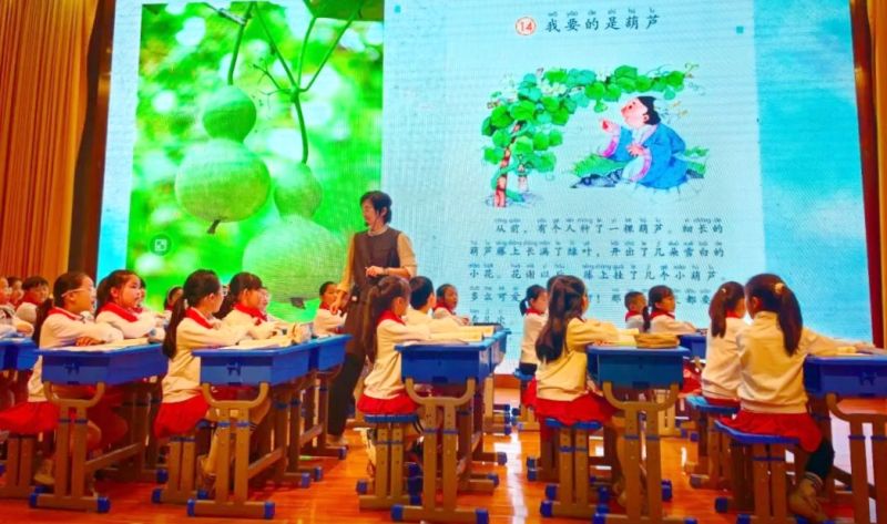 �L��·�ڶ�С�W�������F�c�RȪ�h����·С�W�Y���_չ���л��