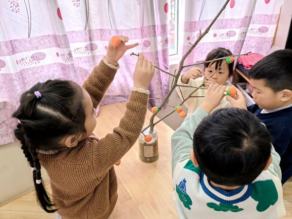 ʯ������׃��@��ͯ����˪������퍝M�@��