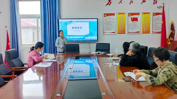 ʮ�����ČWУ�_չһ�꼉���W���w���n