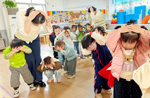 ʯ������׃��@�_չ����������ɢ�ݾ�