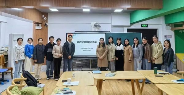 ���b��С�W(li��n)�������������_չ�����c�����n����ӑ���