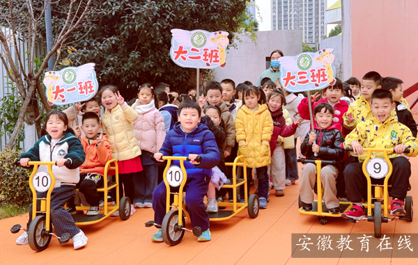 �Ϸ��а��c·�׃��@����֮��ֈ@���옷�\��ȼ���� ����ͬ��ůͯ��