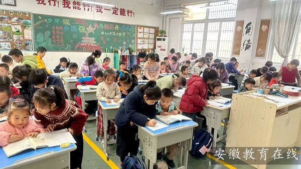 ʮ�����ČWУ�n�����xِ��Ʒ�n��֮� ������֮��