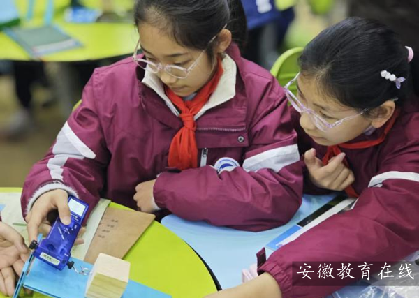 ���Ӆ^С�W�ƌW�W��������ӑ���ںϷ��Ў�������С�W�ɹ��e�k