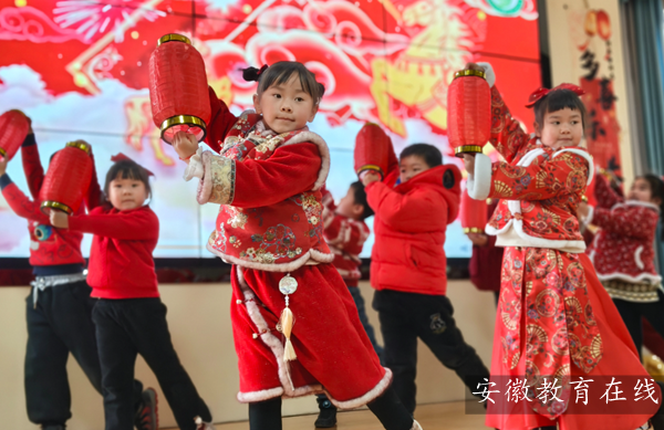 �Ϸ��а��c·�׃��@����ֈ@���R�S�³��R���L���҈@ͬ����δ��