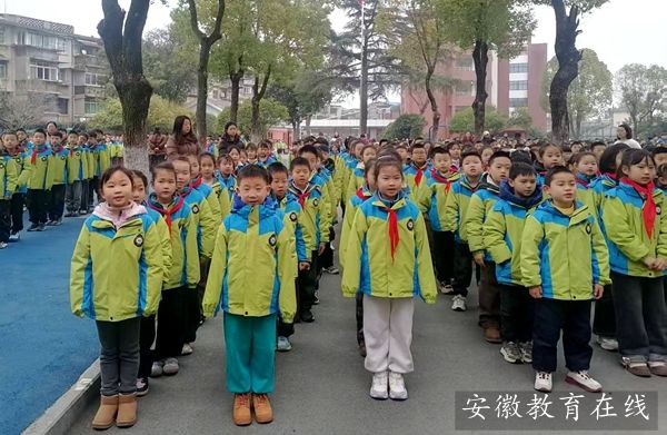 ����С�W(xu��)�e��2026�괺���_�W(xu��)��Y