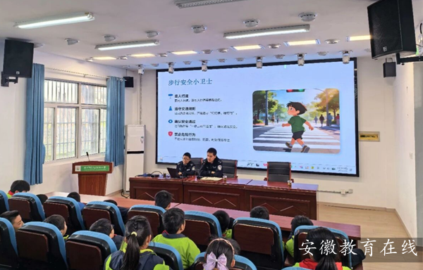 �������F�؅^���С�W�e�k���θ�У�LƸ�΃xʽ�߷����MУ�@���